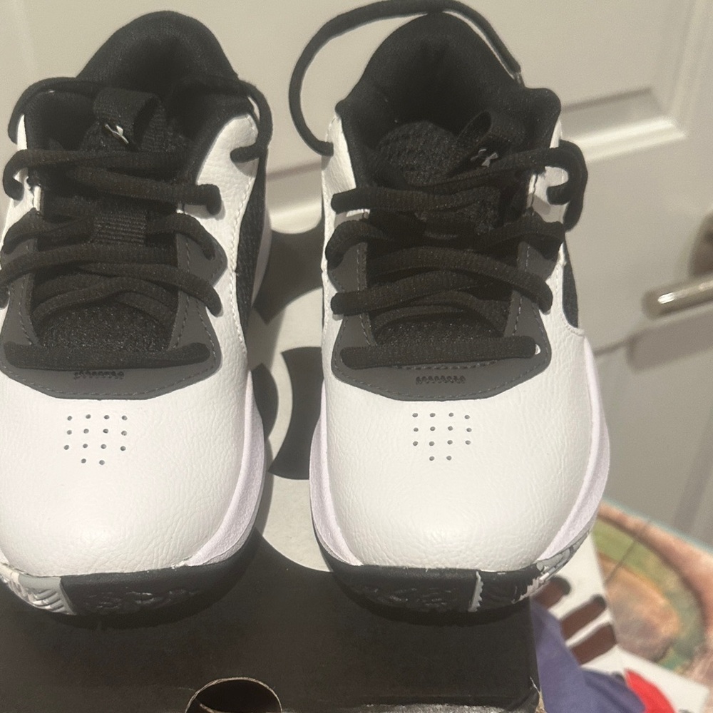 Under Armour Kids Black and White Sneakers